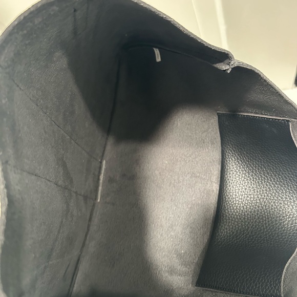 Vince Camuto Black and Gray Tote Bag - Picture 8 of 10